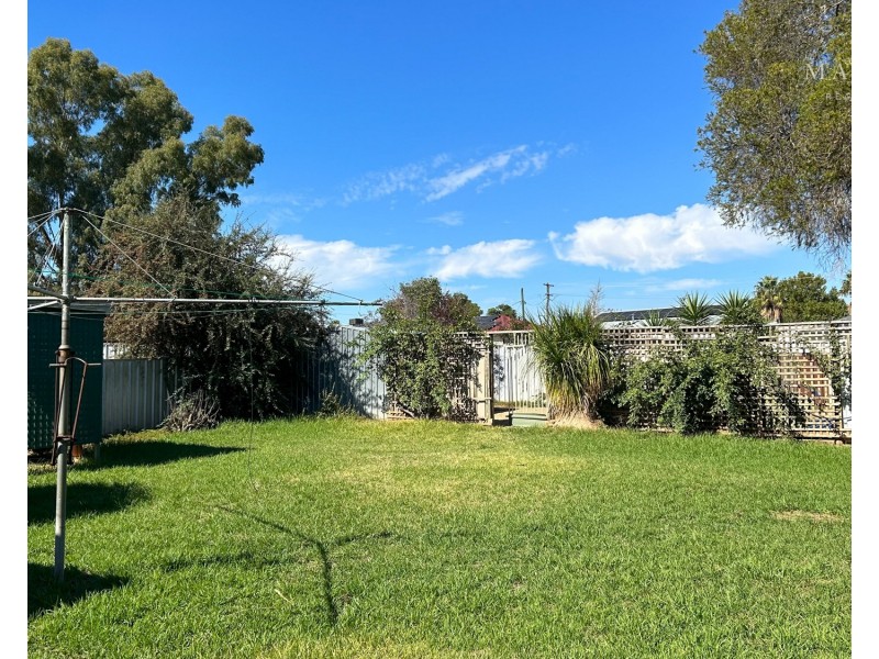 38 Jack Avenue, Mount Austin NSW 2650