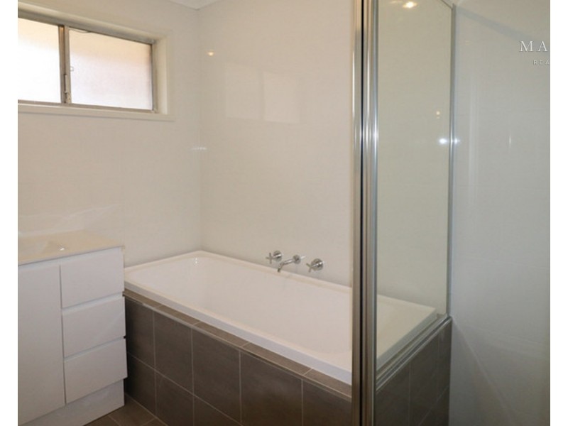 1 Hurd Street, Ashmont NSW 2650