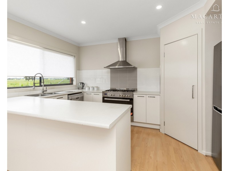 77 Learys Lane, Coolamon NSW 2701