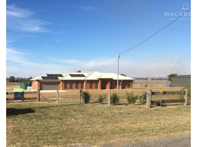 77 Learys Lane, Coolamon NSW 2701
