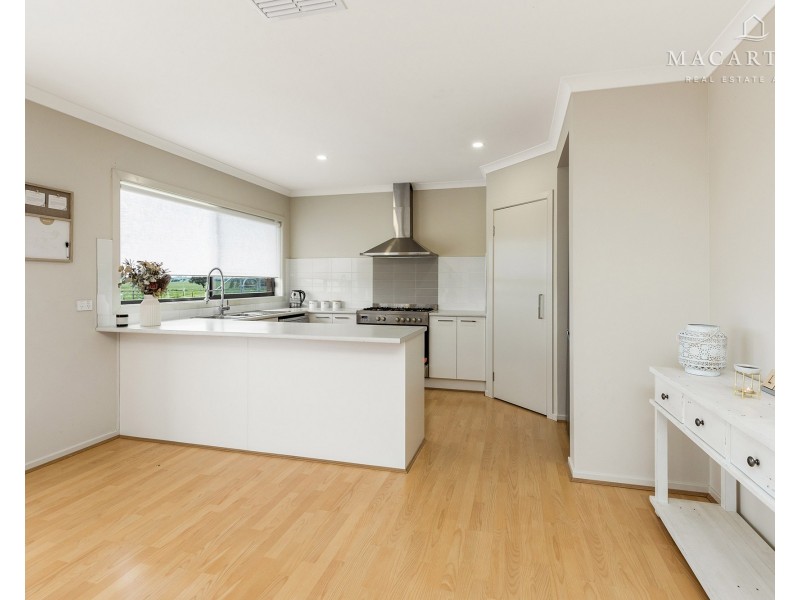 77 Learys Lane, Coolamon NSW 2701