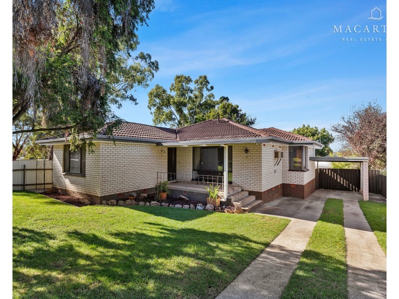 2 Walana Crescent, Kooringal NSW 2650