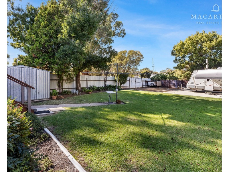 2 Walana Crescent, Kooringal NSW 2650