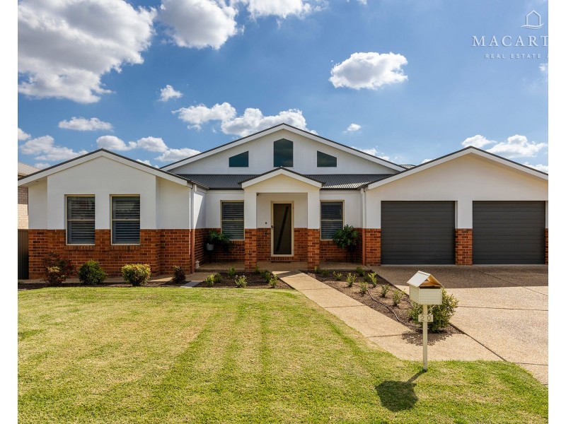 20 Yanko Crescent, Bourkelands NSW 2650