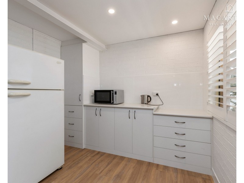 20 Yanko Crescent, Bourkelands NSW 2650