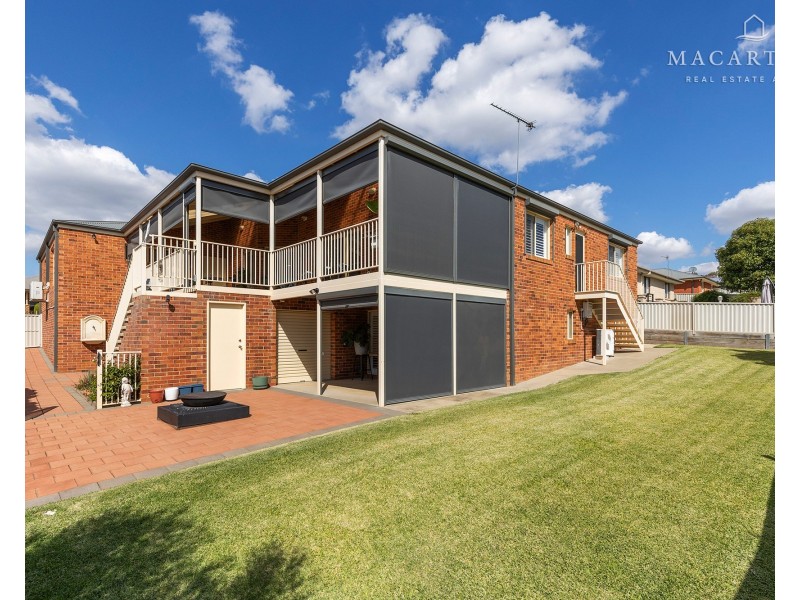20 Yanko Crescent, Bourkelands NSW 2650