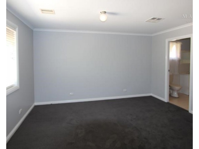 22 Missouri Avenue, Tolland NSW 2650