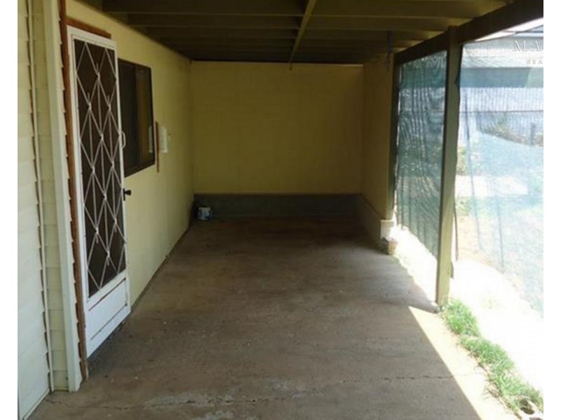 8 Rudd Street, Turvey Park NSW 2650