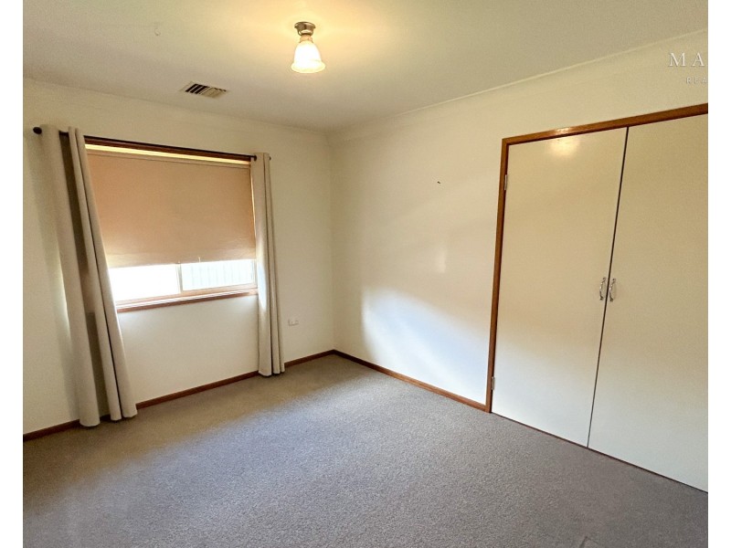 7 Corella Place, Estella NSW 2650