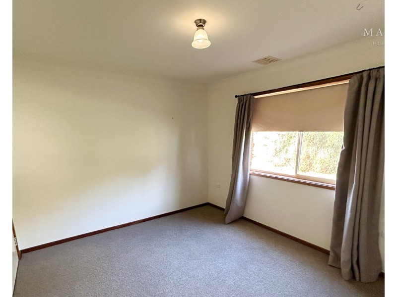 7 Corella Place, Estella NSW 2650