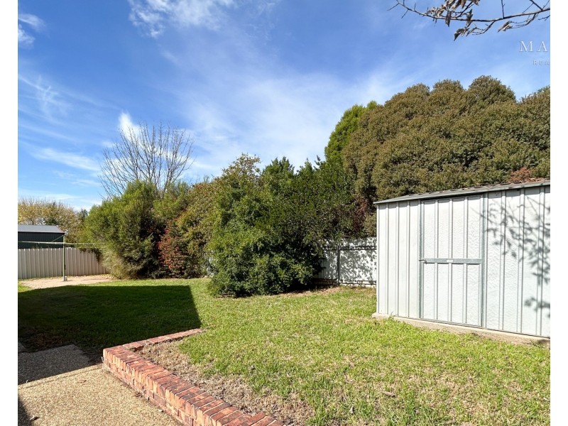 7 Corella Place, Estella NSW 2650