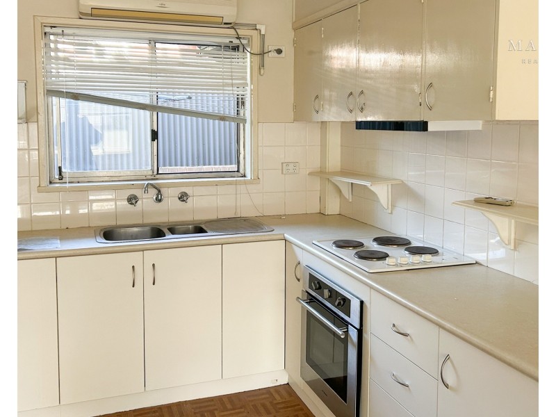 1/179 Lake Albert Road, Kooringal NSW 2650