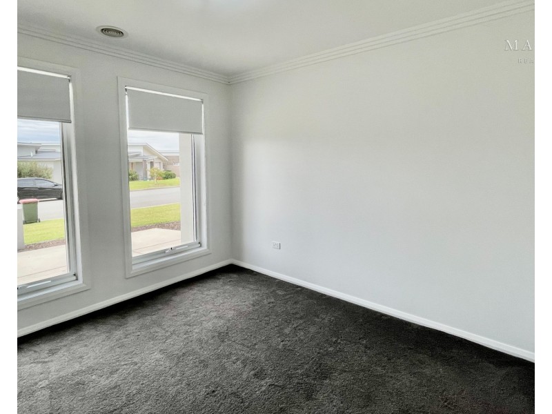 15 Trumper Street, Boorooma NSW 2650