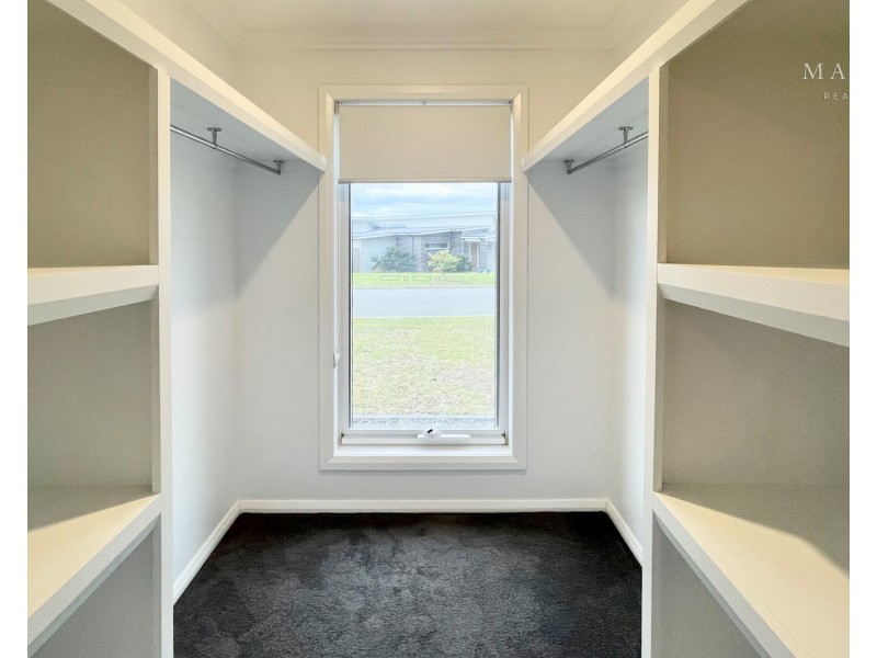 15 Trumper Street, Boorooma NSW 2650