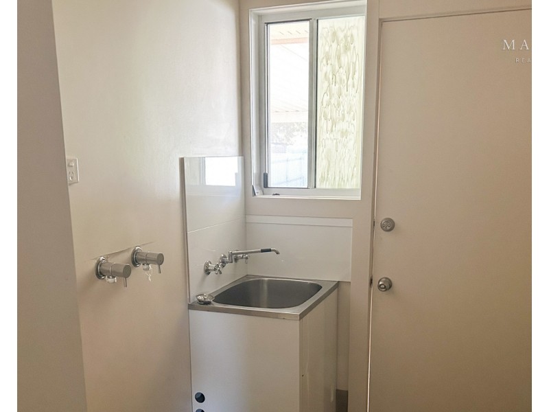 166 Raye Street, Tolland NSW 2650