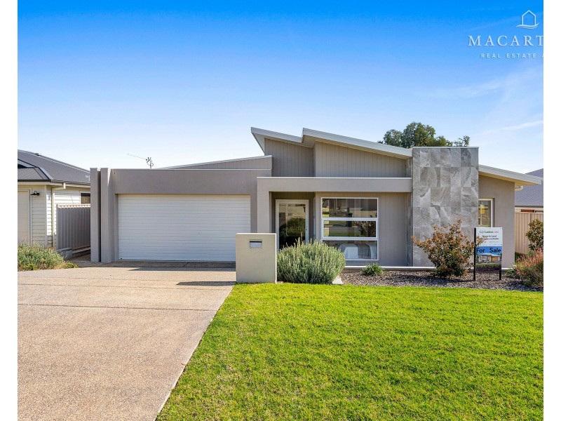 5 Dallas Avenue, Gobbagombalin NSW 2650