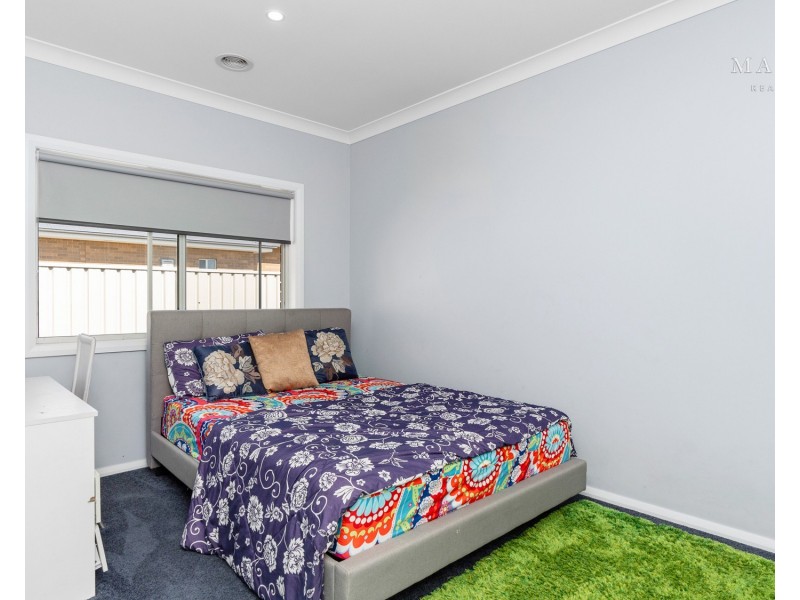6 Jade Place, Estella NSW 2650