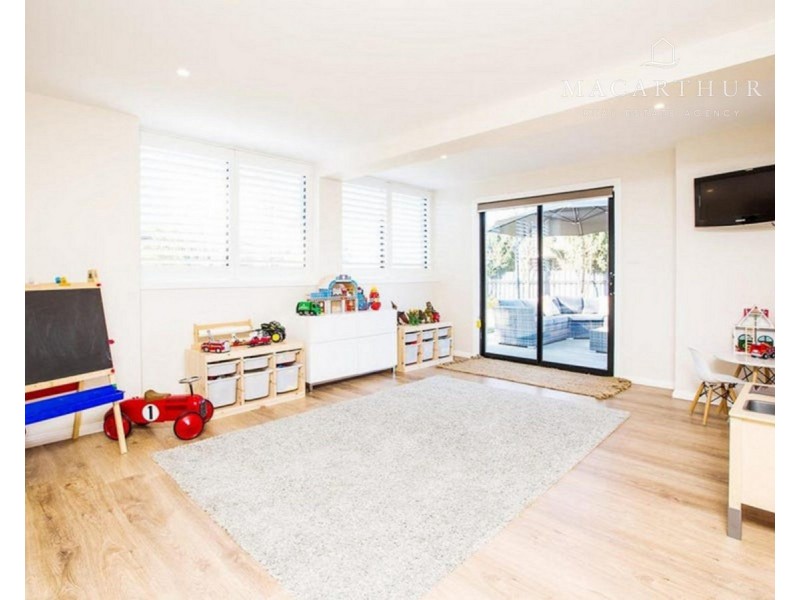 6 Ilex Street, Lake Albert NSW 2650