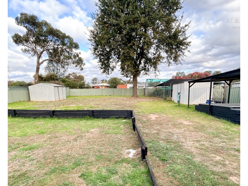 27 Sydney Street, Tarcutta NSW 2652