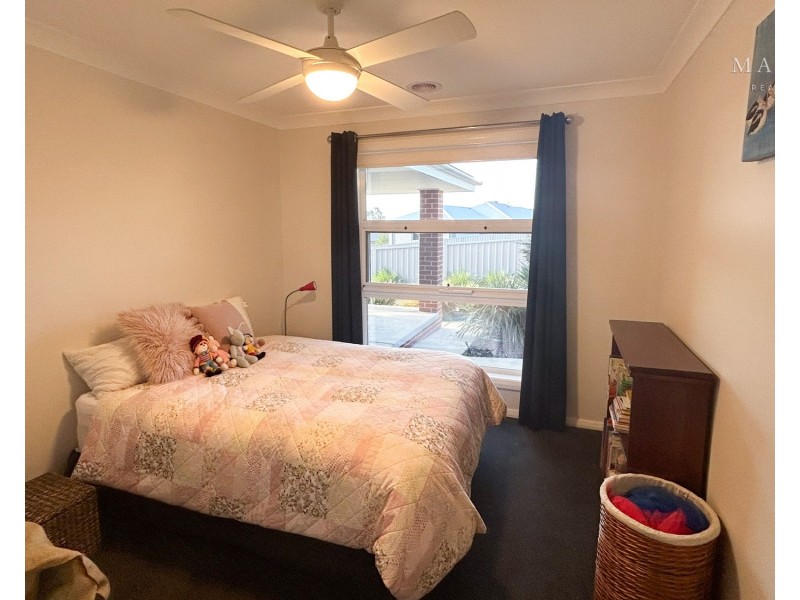 1/114 Brooklyn Drive, Bourkelands NSW 2650