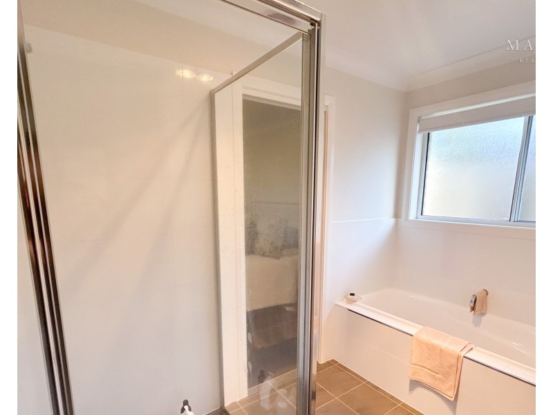 1/114 Brooklyn Drive, Bourkelands NSW 2650