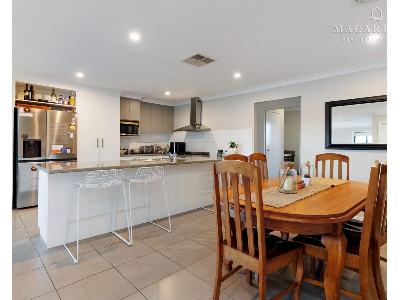 54 Barrima Drive, Glenfield Park NSW 2650