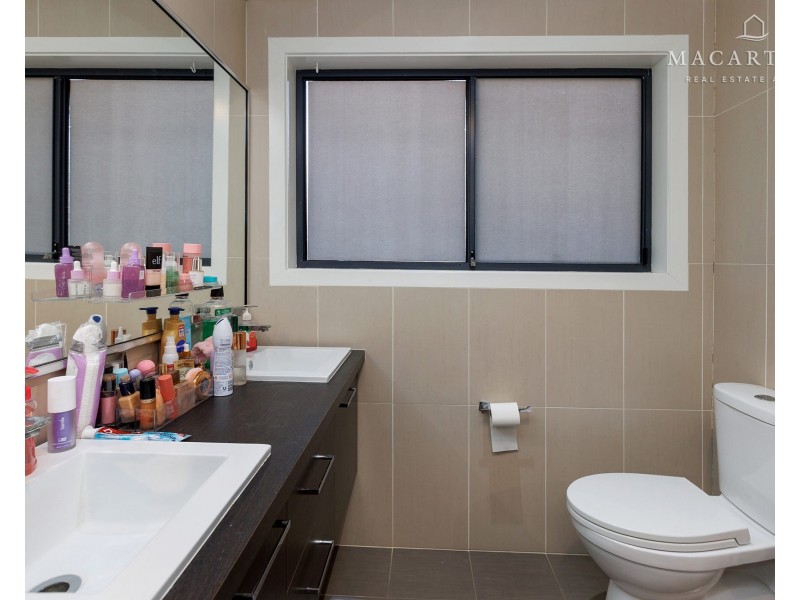 54 Barrima Drive, Glenfield Park NSW 2650