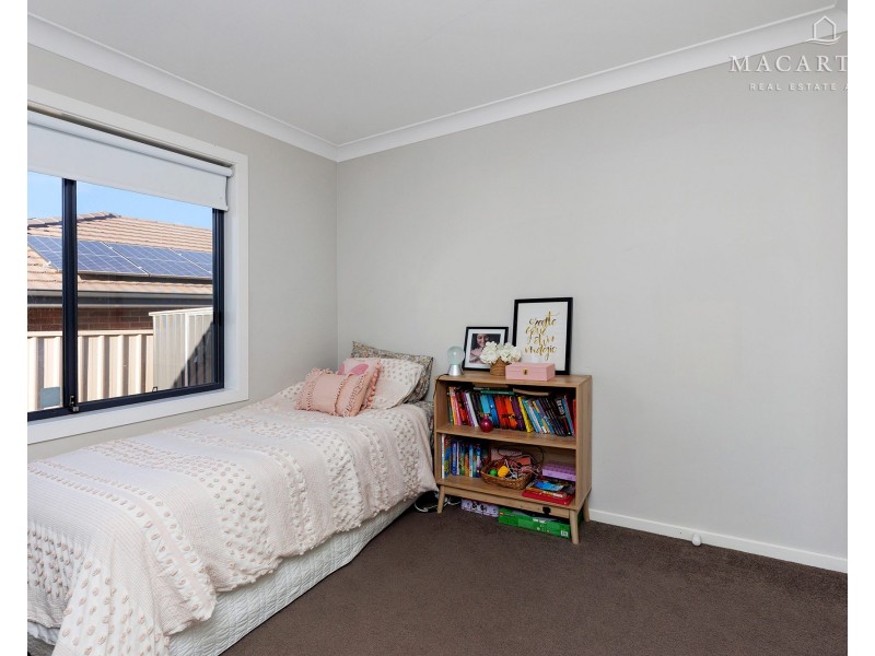 54 Barrima Drive, Glenfield Park NSW 2650