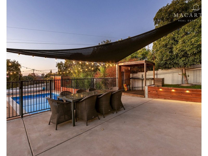 1 Jamie Place, Tolland NSW 2650