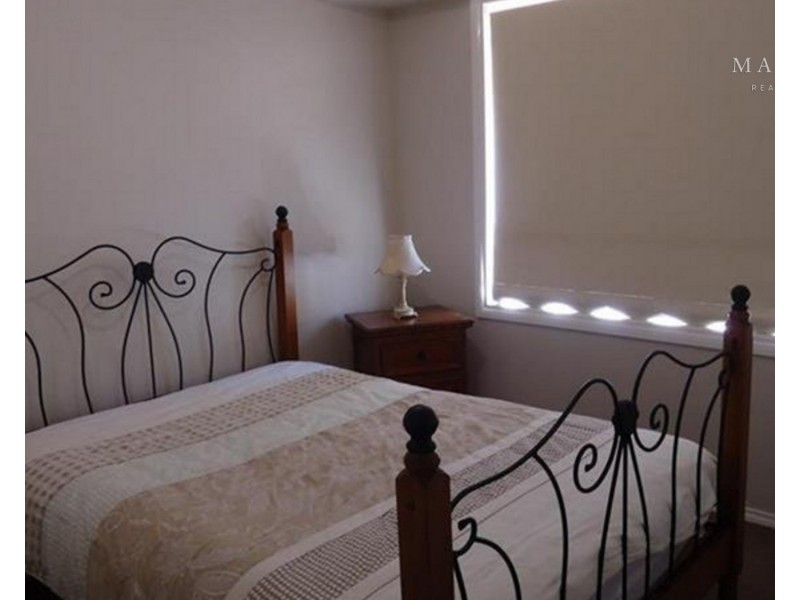 12 Wonkana Road, Glenfield Park NSW 2650