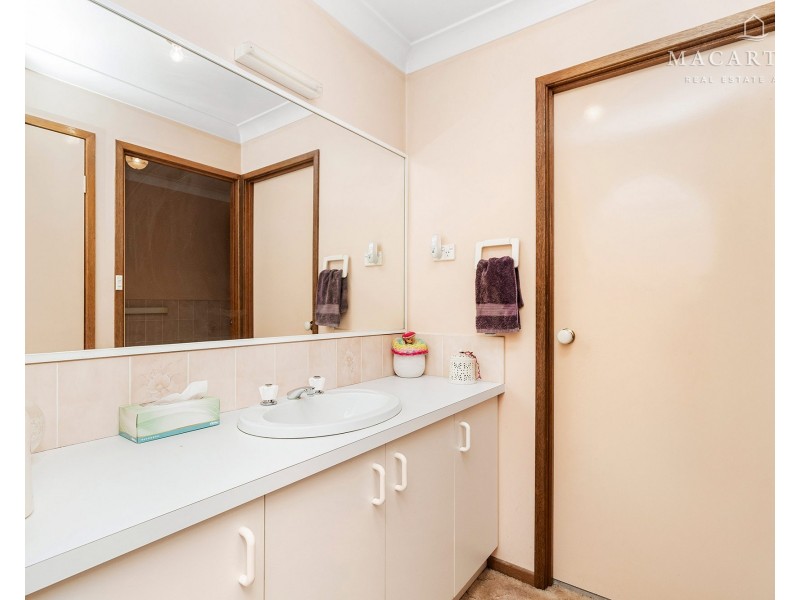 10 Ashbridge Road, Ganmain NSW 2702