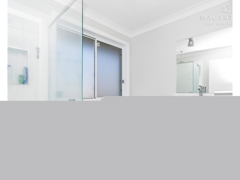 109 Brooklyn Drive, Bourkelands NSW 2650