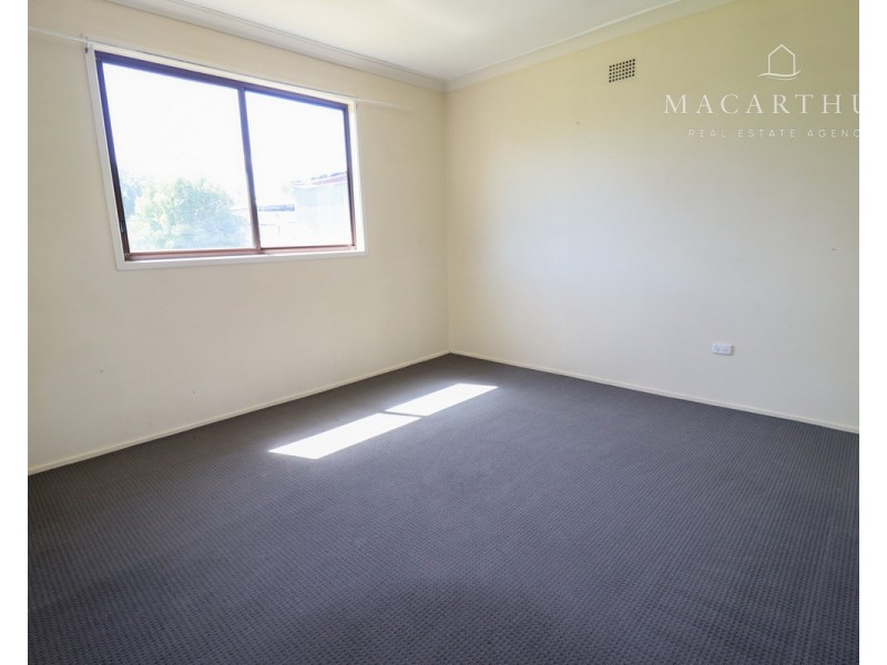 15 Mount Austin Avenue, Mount Austin NSW 2650