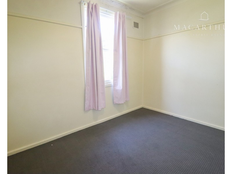 15 Mount Austin Avenue, Mount Austin NSW 2650