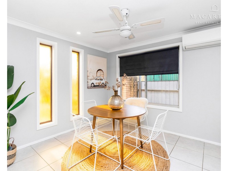 6 Dalman Parkway, Glenfield Park NSW 2650