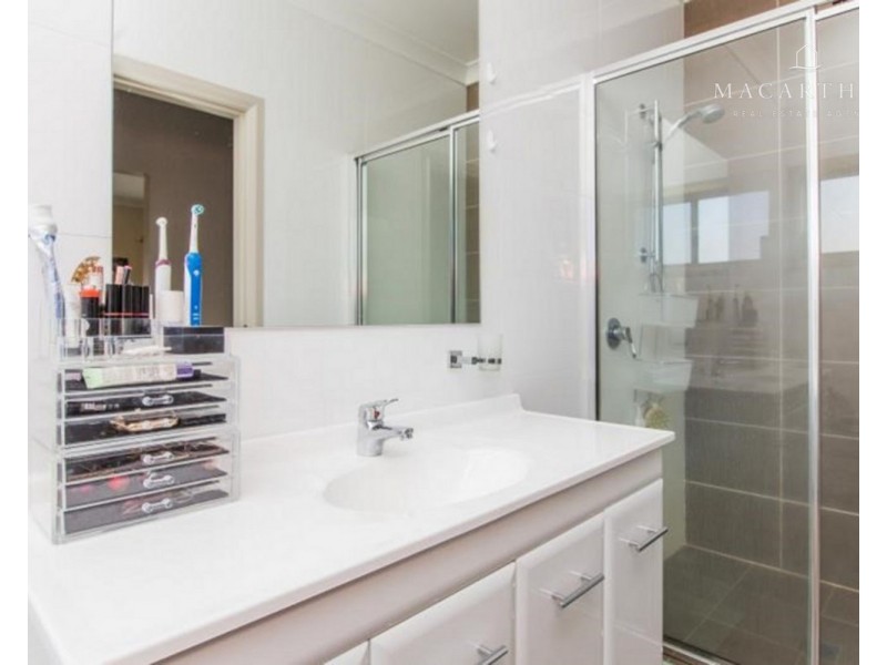 1/7 Burrundulla Road, Bourkelands NSW 2650