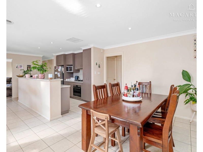 7 Allunga Street, Glenfield Park NSW 2650