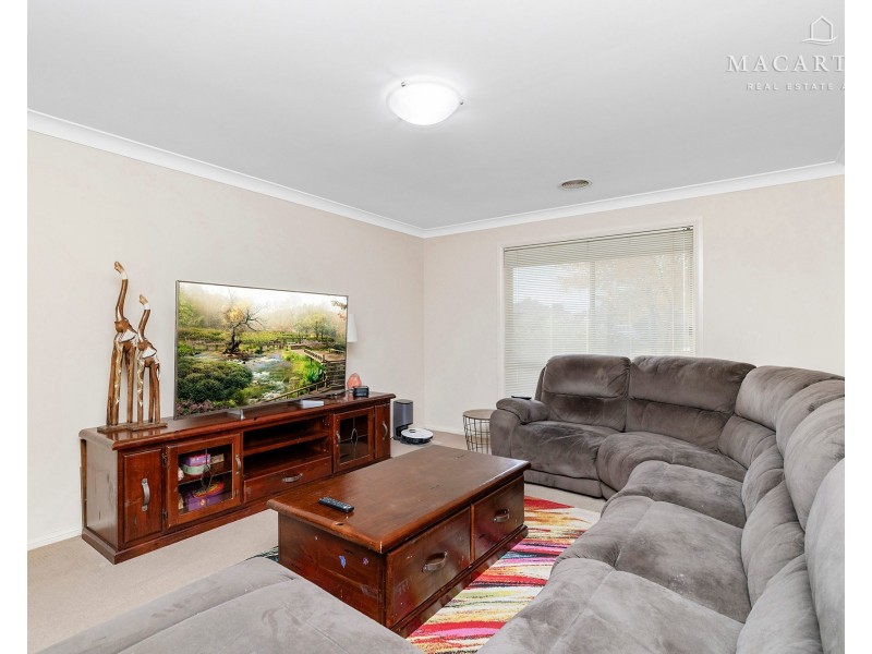 7 Allunga Street, Glenfield Park NSW 2650
