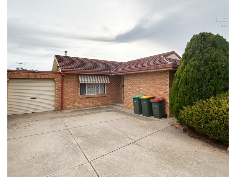 100 Raye Street, Tolland NSW 2650