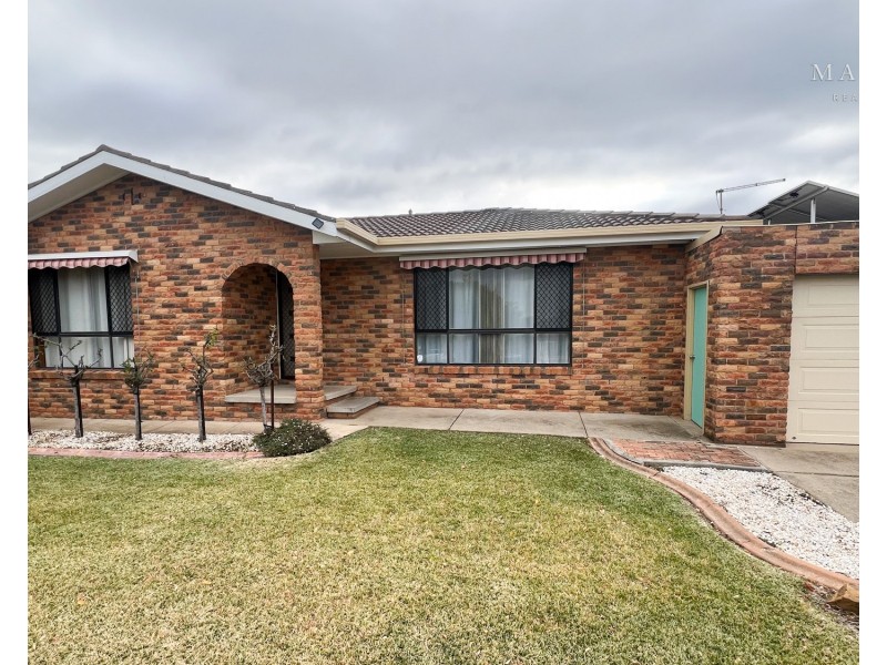 19 Gunn Drive, Estella NSW 2650