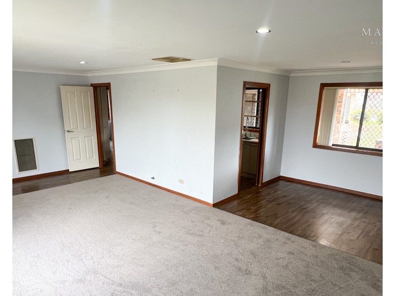 19 Gunn Drive, Estella NSW 2650