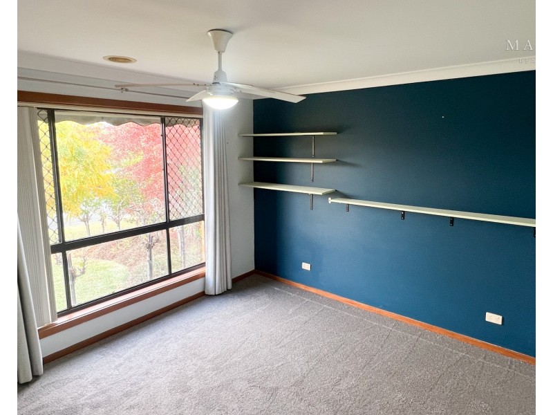 19 Gunn Drive, Estella NSW 2650