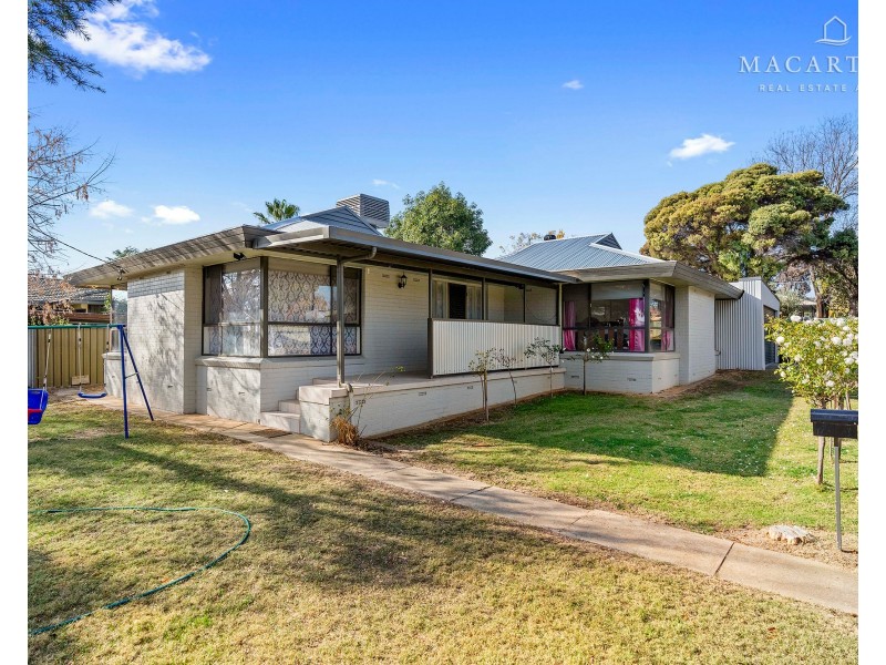 67 Raye Street, Tolland NSW 2650