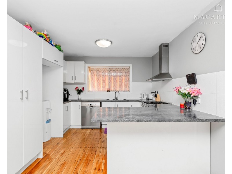 67 Raye Street, Tolland NSW 2650