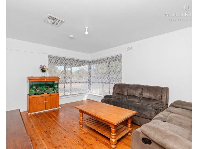 67 Raye Street, Tolland NSW 2650