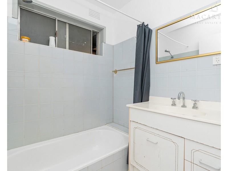 67 Raye Street, Tolland NSW 2650