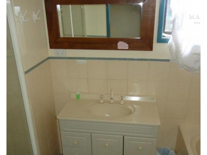 71 Pugsley Avenue, Estella NSW 2650