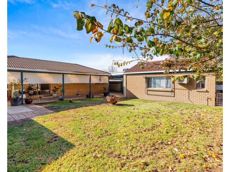 15 Matheson Place, Estella NSW 2650