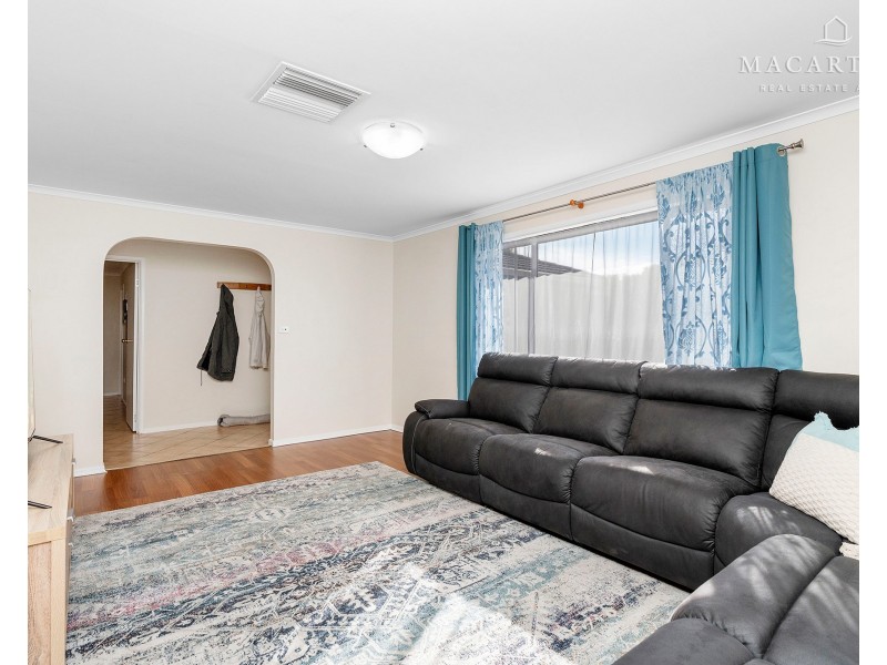 15 Matheson Place, Estella NSW 2650
