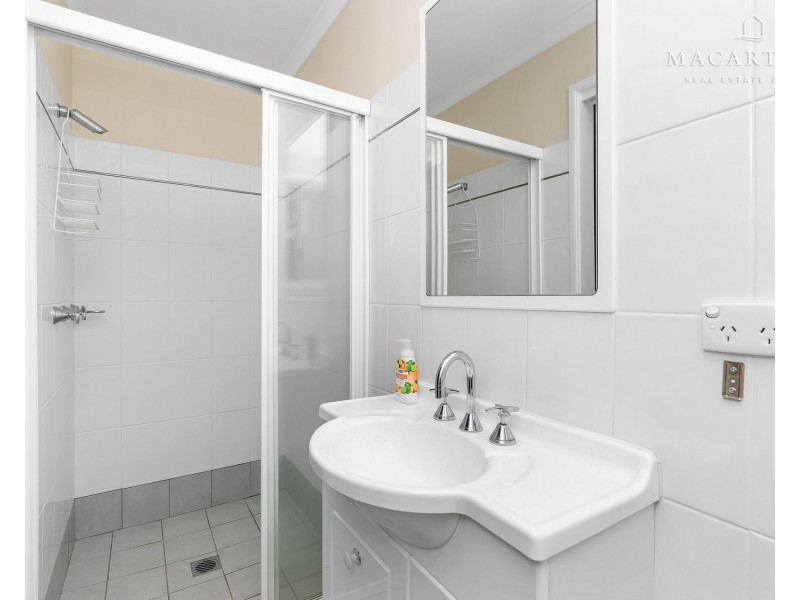 15 Matheson Place, Estella NSW 2650